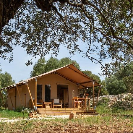 Domus Olea Glamping Ceglie Messapica Exterior foto