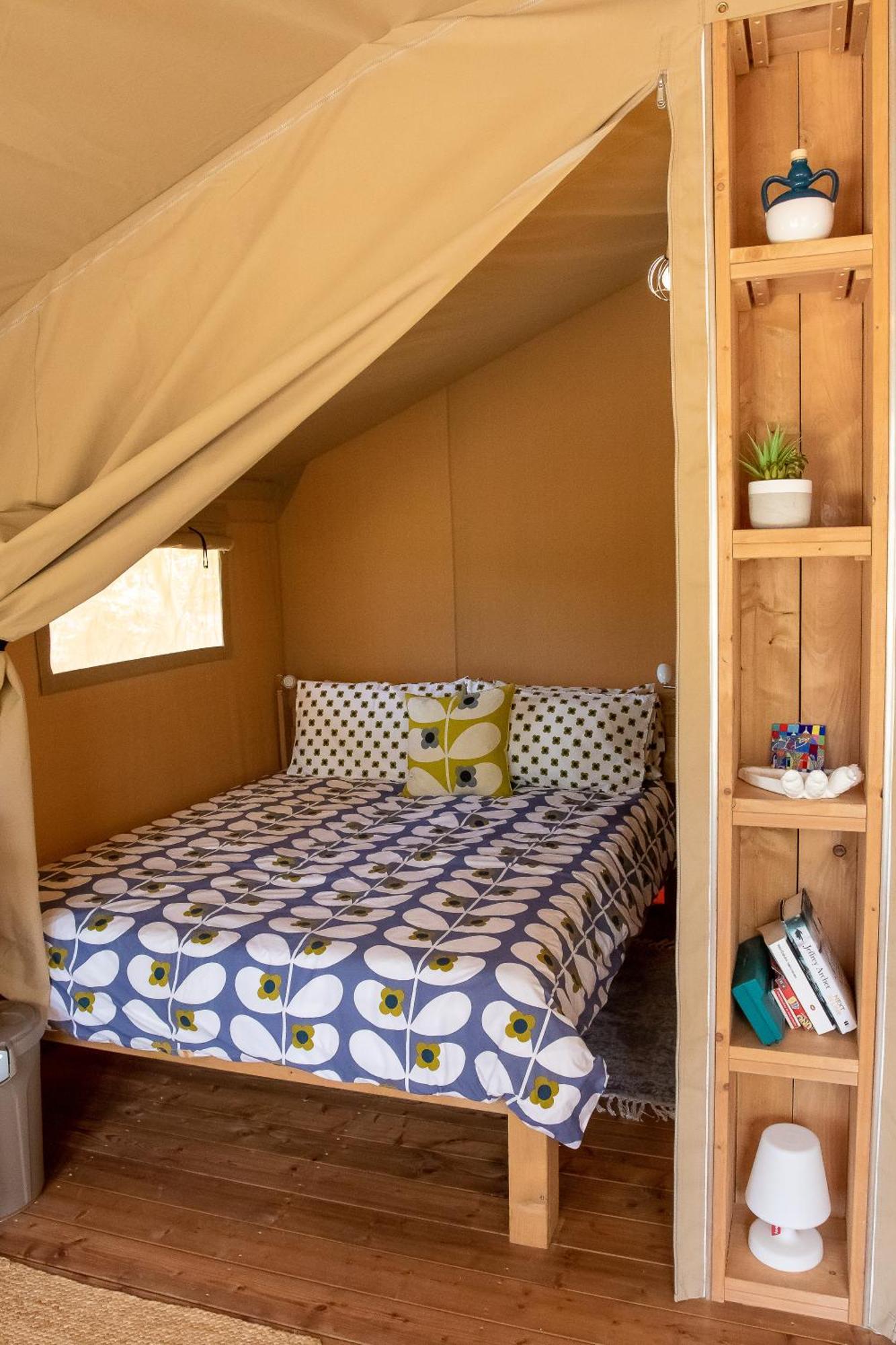 Domus Olea Glamping Ceglie Messapica Exterior foto